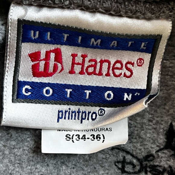 Disney Parks VTG Cars Lightning MCQueen 95 men’s grey sweatshirt. Hanes Tag S - Picture 6 of 10